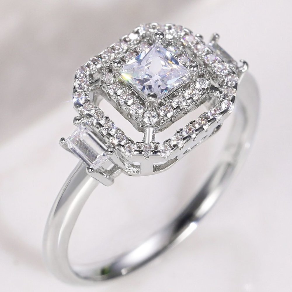 😍New Luxury Engagement Clear Diamond Square Noble Dainty Ring for Women, K782
